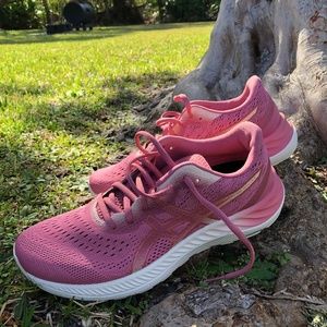 ASICS Women’s GEL-EXCITE 8 Running Shoe